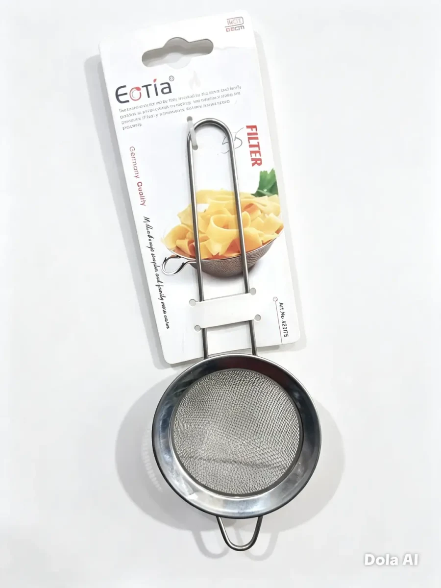 Colador de malla con mango metalico