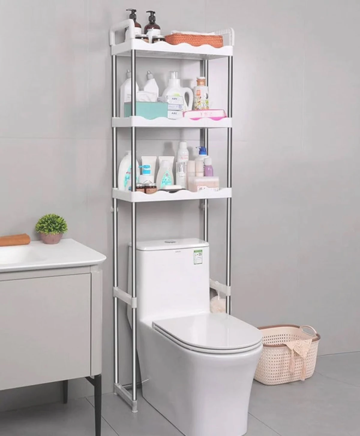 Estante de baño ondulado sobre inodoro